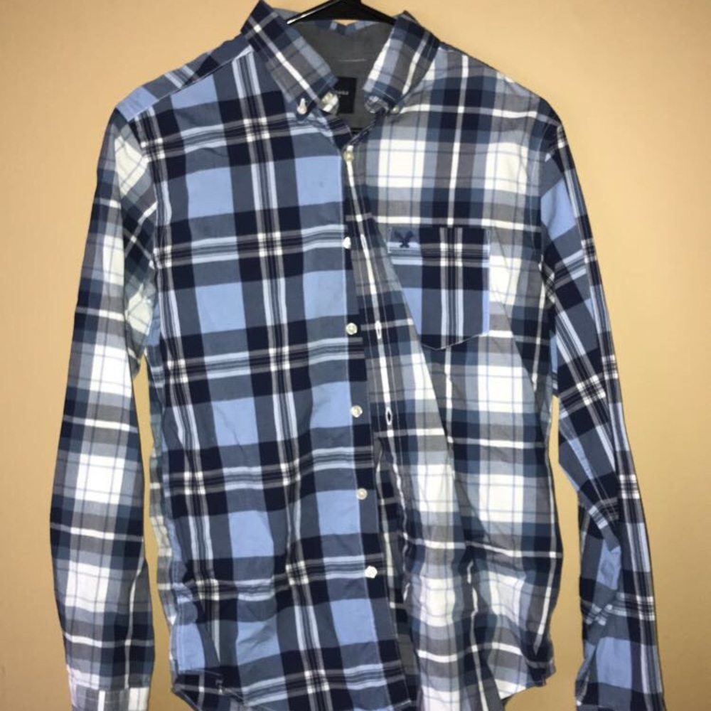 American Eagle Button Down